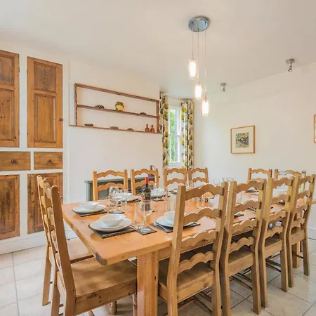 6 Bed In Sz044 Holiday home *