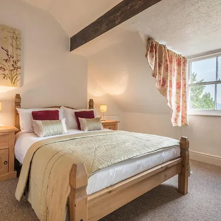 6 Bed In Sz044 Braithwaite